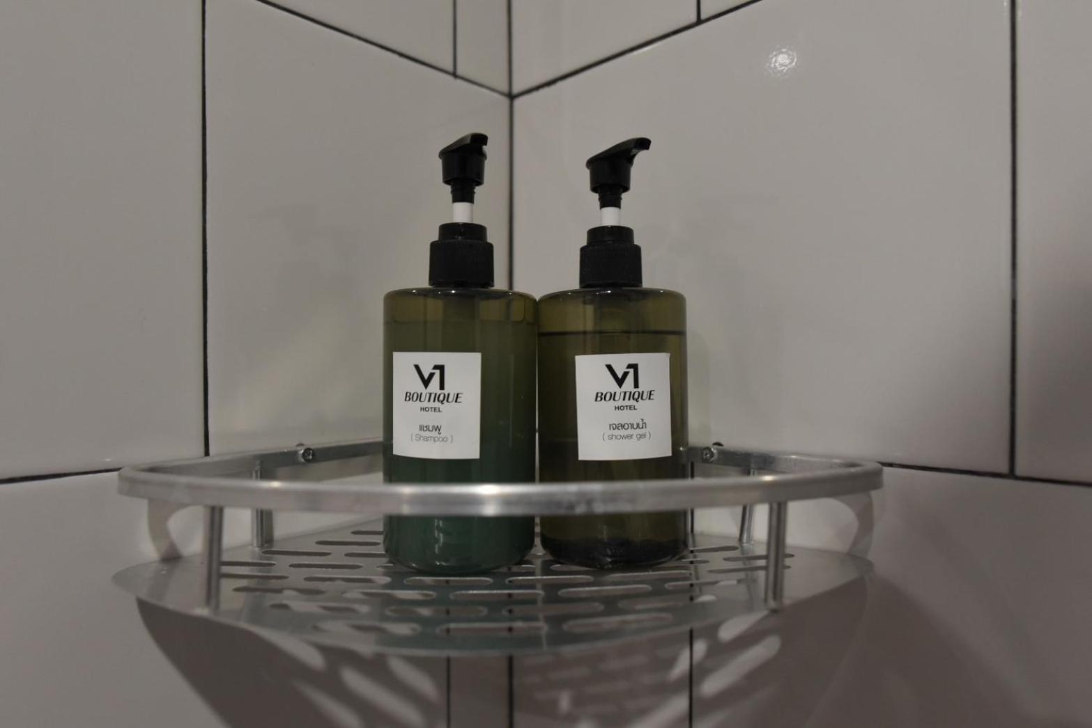 V1 Boutique Hotel كانتْشانابوري المظهر الخارجي الصورة